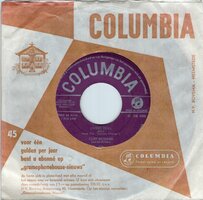 Cliff Richard - Living doll + Apron strings (Vinylsingle)