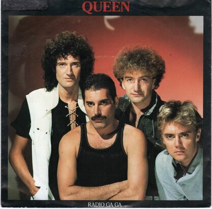 Queen - A kind of magic + A dozen red roses for my darling (Vinylsingle)