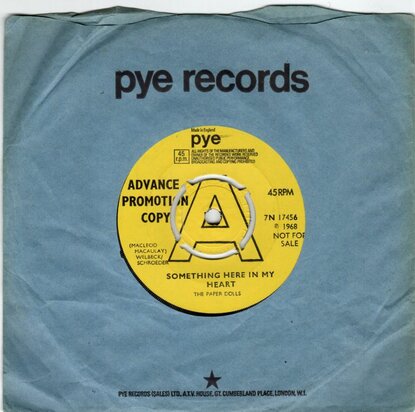 Paper Dolls - Something in my heart + All the time in the world (Vinylsingle)