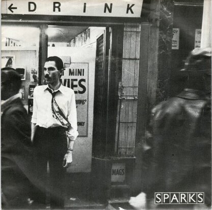 Sparks - Never turn your back on mother earth + Alabamy right (Vinylsingle)